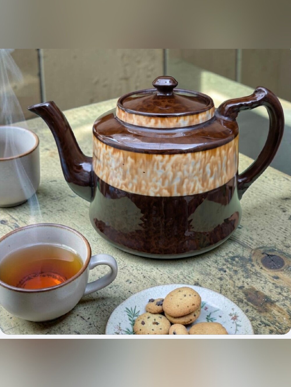 Vintage English Earthenware Teapot  Two-Toned Brown & Cream Mottled Glaze